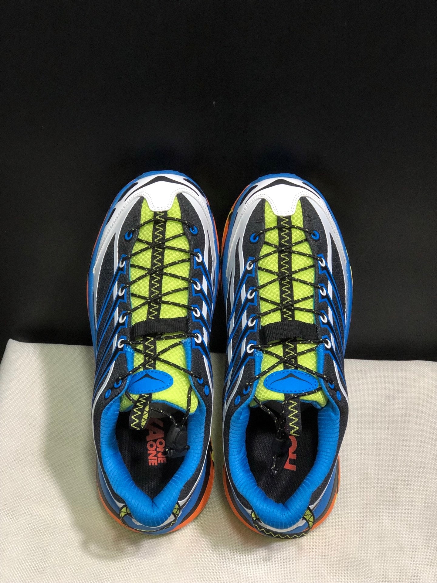 HOKA ONE ONE Mafate three 2